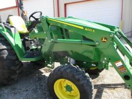 2018 John Deere 4044M