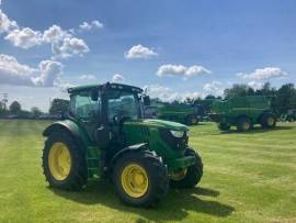 2017 John Deere 6110R