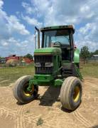 1996 John Deere 7200