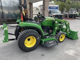 2022 John Deere 2032R