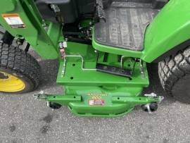 2022 John Deere 2032R