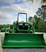 2022 John Deere 3038E