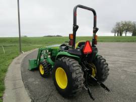 2021 John Deere 3032E