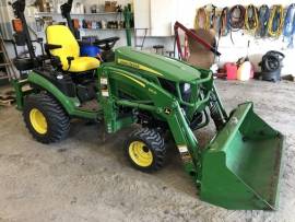 2019 John Deere 1025R