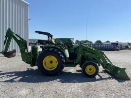 2019 John Deere 4052R