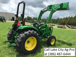 2022 John Deere 4044M