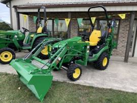 2022 John Deere 1025R TLB