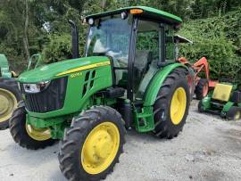 2022 John Deere 5075E