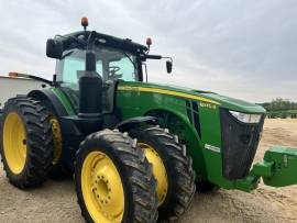 2015 John Deere 8370R