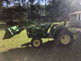 2013 John Deere 3038E