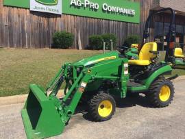 2022 John Deere 1025R