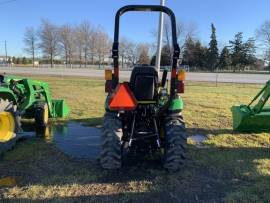 2022 John Deere 2025R