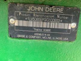 2017 John Deere 5085E