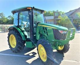 2022 John Deere 5055E