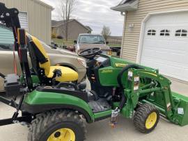 2021 John Deere 1025R