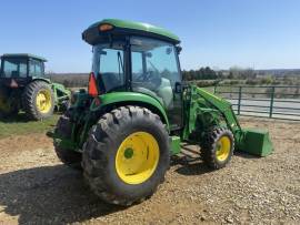 2019 John Deere 4052R