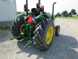 2020 John Deere 5075E