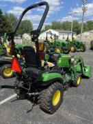 2022 John Deere 1025R