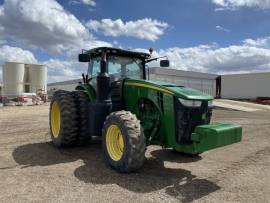 2016 John Deere 8270R