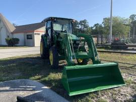 2022 John Deere 5075E