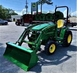 2022 John Deere 3033R