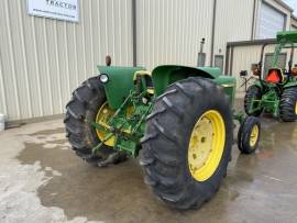 1976 John Deere 2640