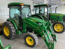 2017 John Deere 4066R