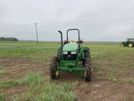 2017 John Deere 5045E