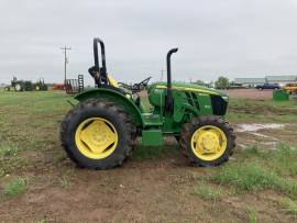 2017 John Deere 5045E