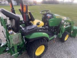 2019 John Deere 1025R