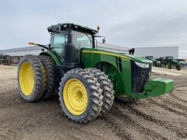 2018 John Deere 8320R