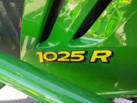 2022 John Deere 1025R