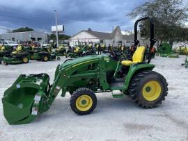 2022 John Deere 3046R