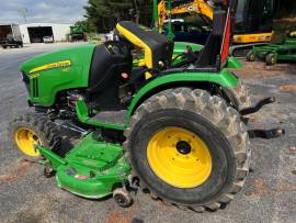 2014 John Deere 2032R