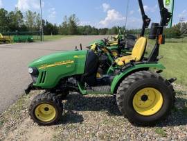 2011 John Deere 2520