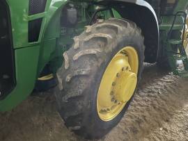 2010 John Deere 8270R