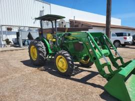 2017 John Deere 5075E