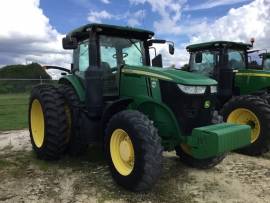 2014 John Deere 7210R