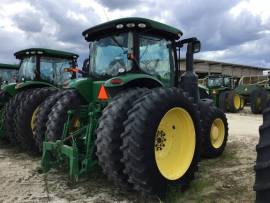 2014 John Deere 7210R