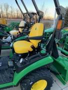 2022 John Deere 1025R