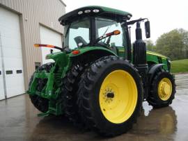 2018 John Deere 8245R