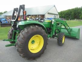 2013 John Deere 4066M