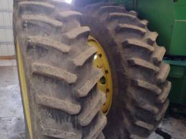 1995 John Deere 8570