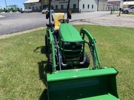 2022 John Deere 1025R