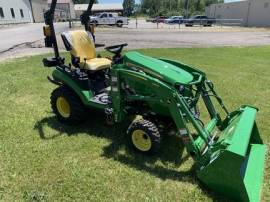 2022 John Deere 1025R