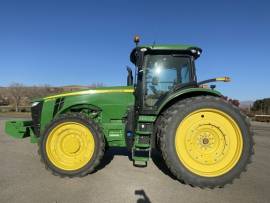 2019 John Deere 8270R