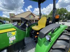 2022 John Deere 4044R