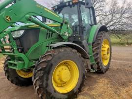 2017 John Deere 6175M