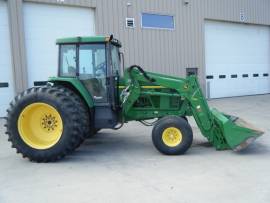 1999 John Deere 7210