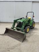 1999 John Deere 4200